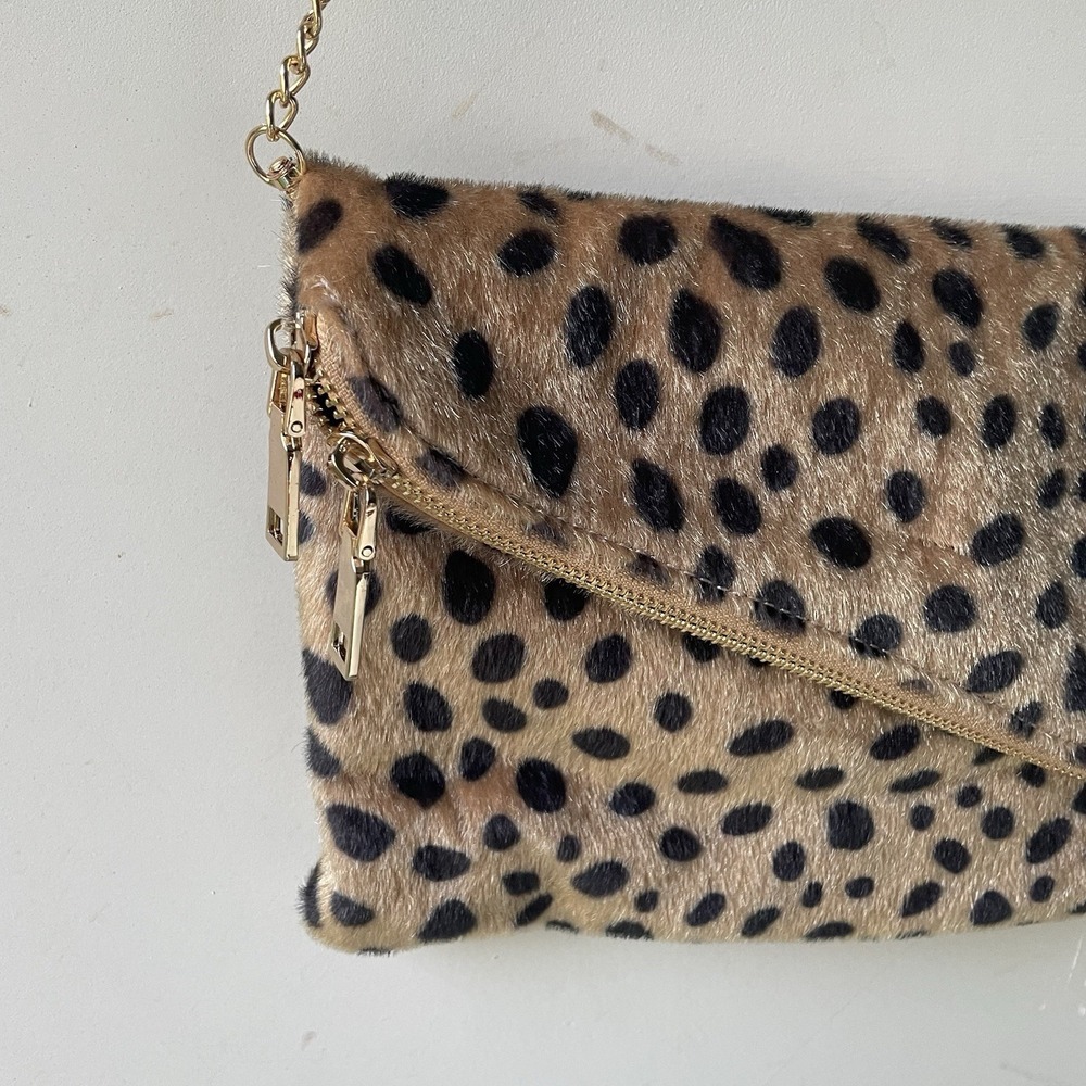 Women Leopard Print Crossbody Bag Medium Chain Strap - Picture 4 of 6